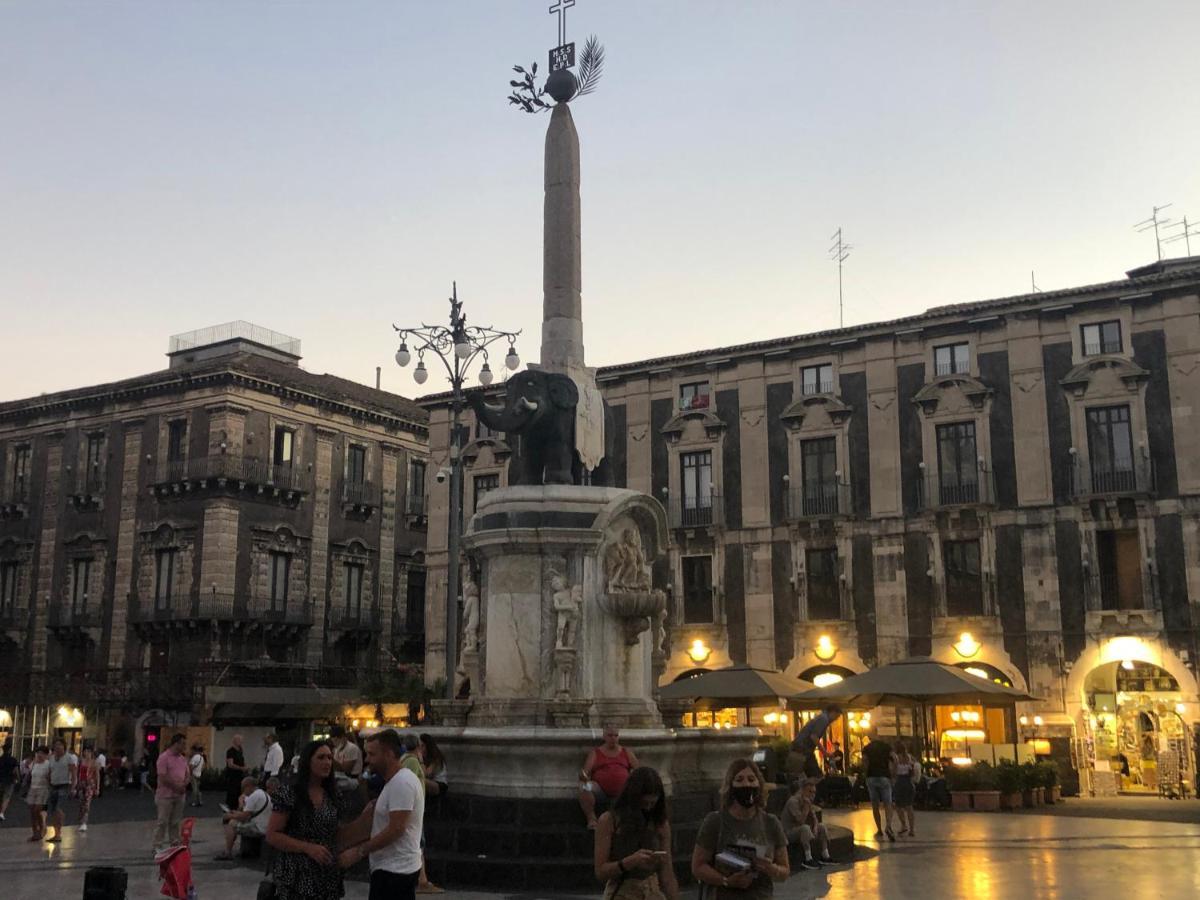 Home 22 Appartamento In Centro Storico - Catania Ngoại thất bức ảnh