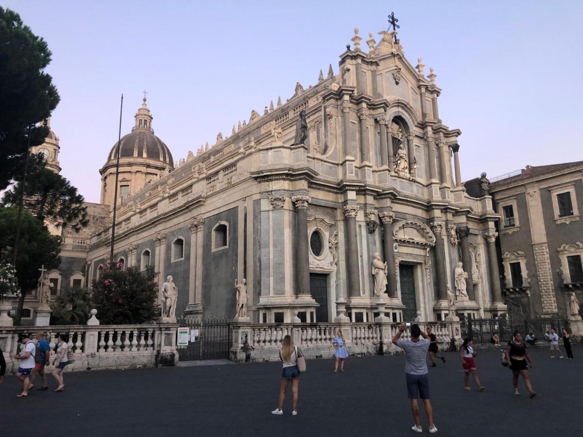 Home 22 Appartamento In Centro Storico - Catania Ngoại thất bức ảnh