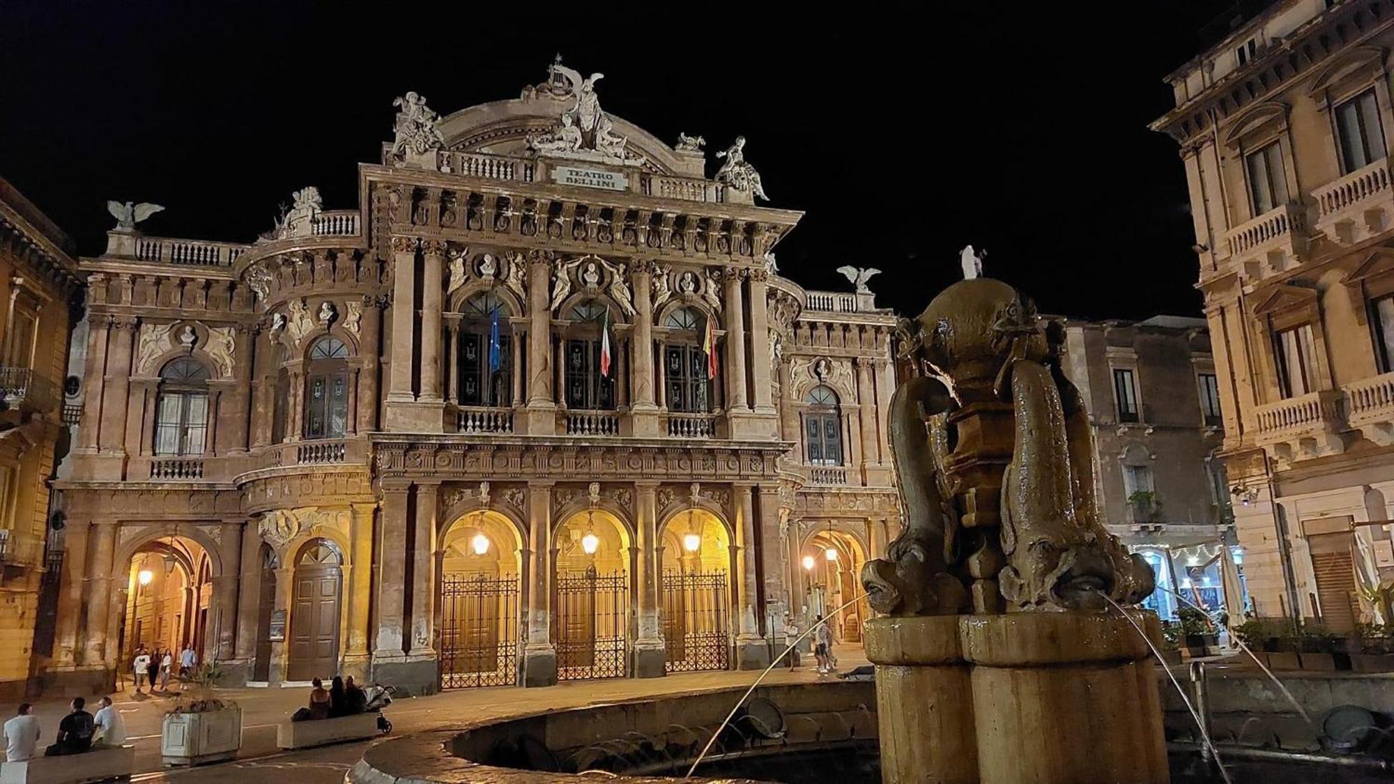 Home 22 Appartamento In Centro Storico - Catania Ngoại thất bức ảnh